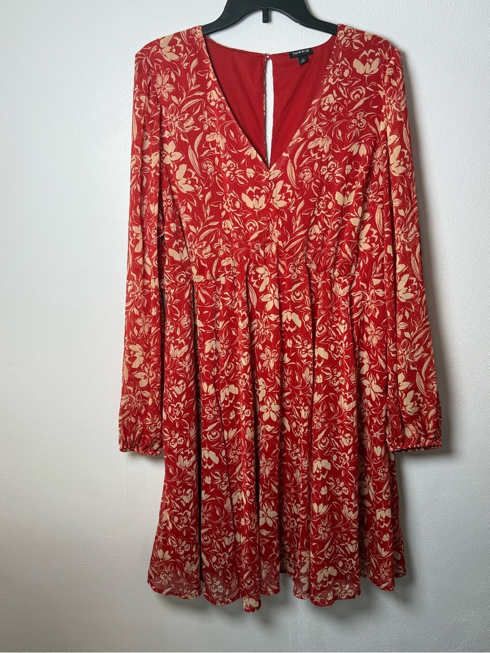 torrid Red Floral V-Neck Long Sleeve Mini Dress - Picture 3 of 5
